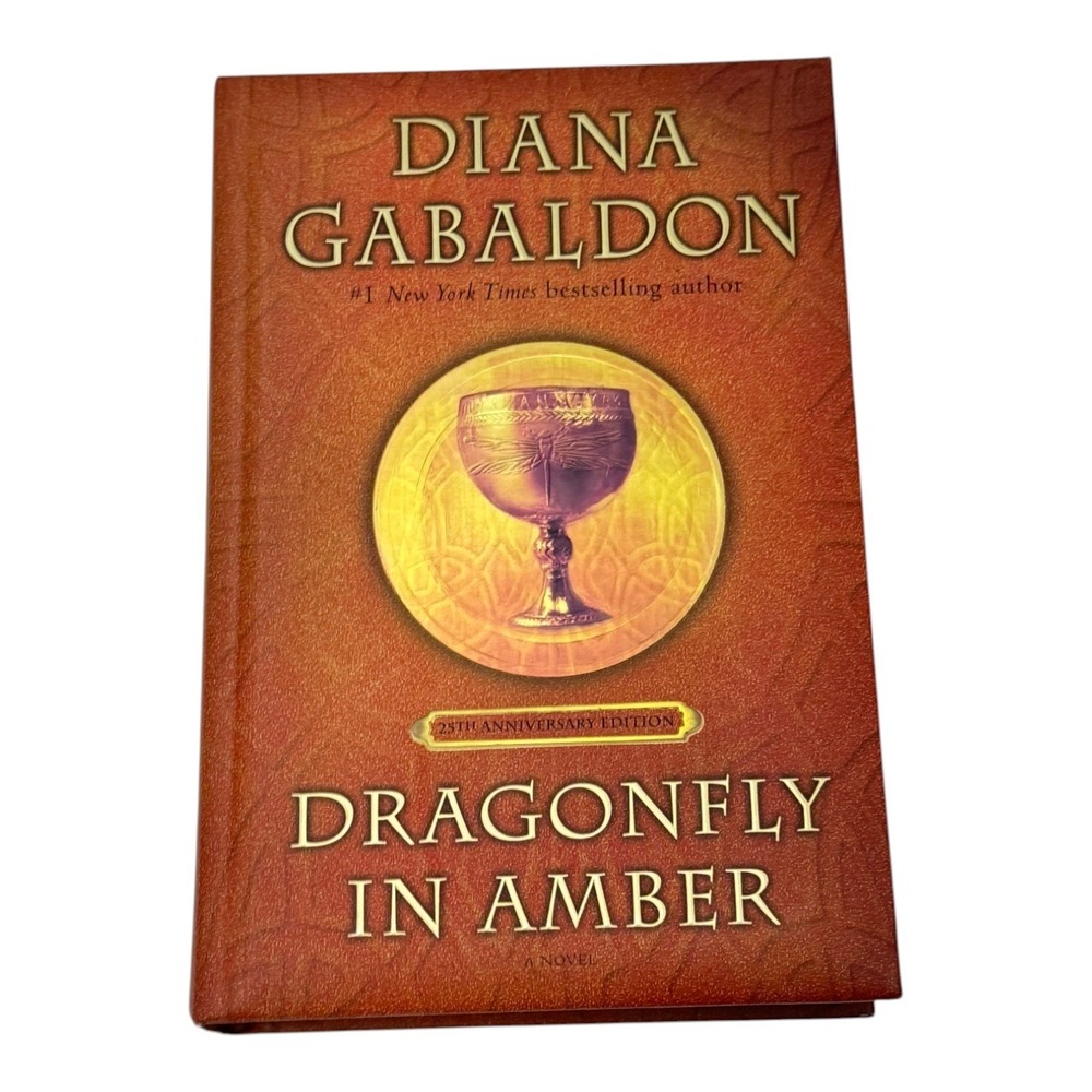 Diana Gabaldon Dragonfly In Amber HC Book 2017 25th Anniversary Outlander